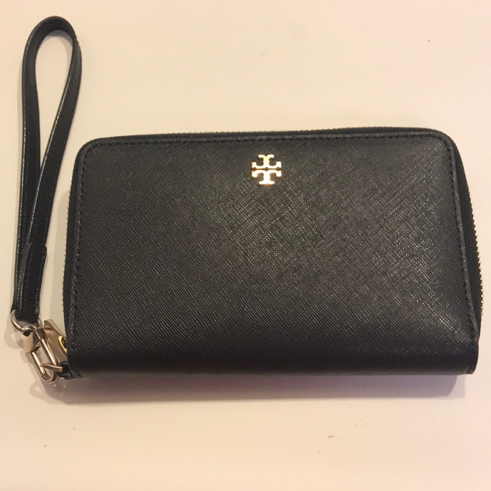 Gently used Tory Burch smartphone wristlet